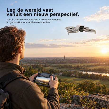 DJI Flip opvouwbare drone met 4K HDR-camera – piloot bedient de drone boven landschap bij zonsondergang
