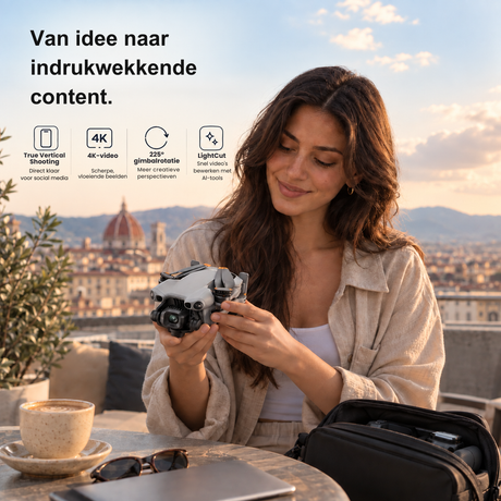 DJI Mini 5 Pro Fly More Combo drone – vrouw bekijkt drone in café voor indrukwekkende content