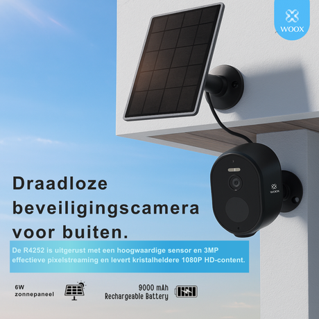 Outdoor wireless security camera with solar panel on a clear sky background, featuring the WOOX brand.